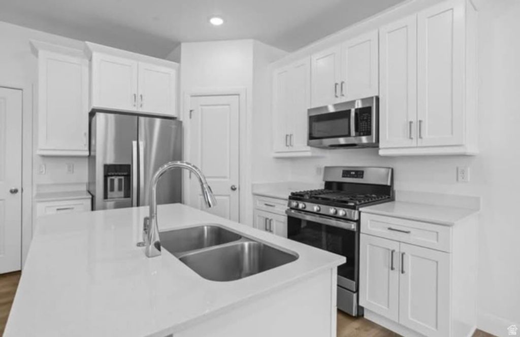 Image 35 of property listing at 6029 S CARNELIAN PKWY, St. George, UT 84790