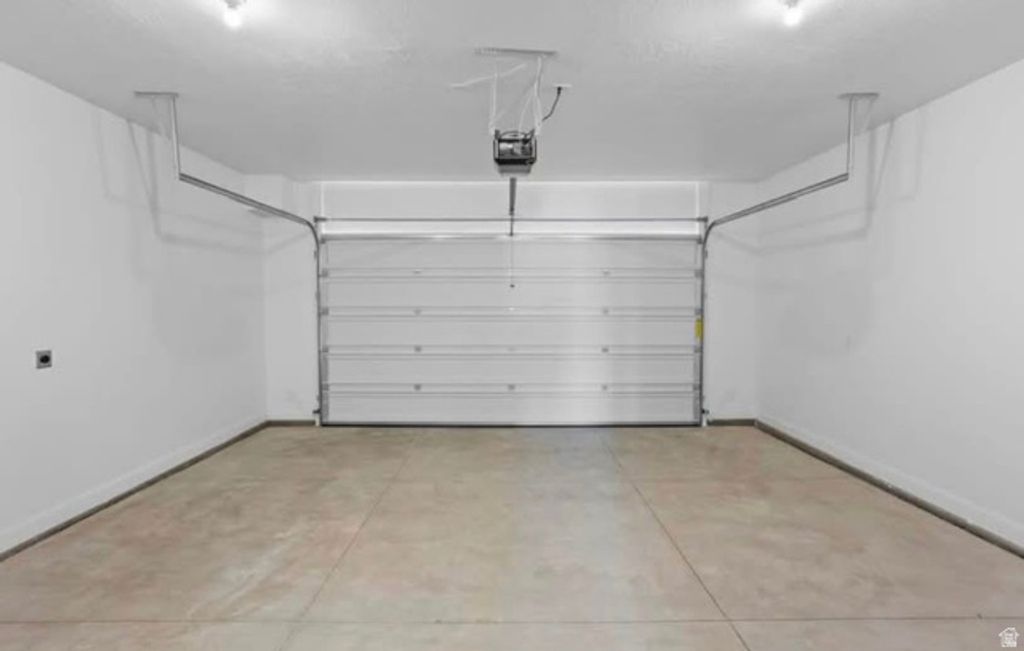 Image 7 of property listing at 6029 S CARNELIAN PKWY, St. George, UT 84790