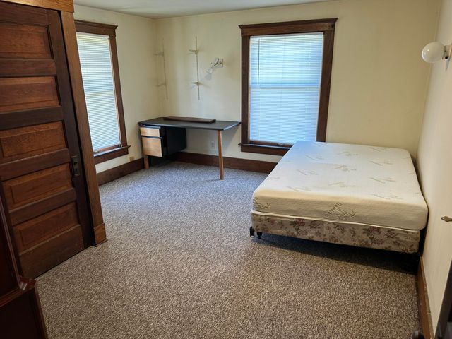 1102 Packard Street, Ann Arbor, MI 48104