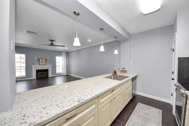 2908 Holly Hall Street 2908, Houston, TX 77054