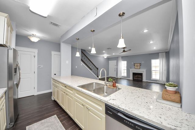 2908 Holly Hall Street 2908, Houston, TX 77054