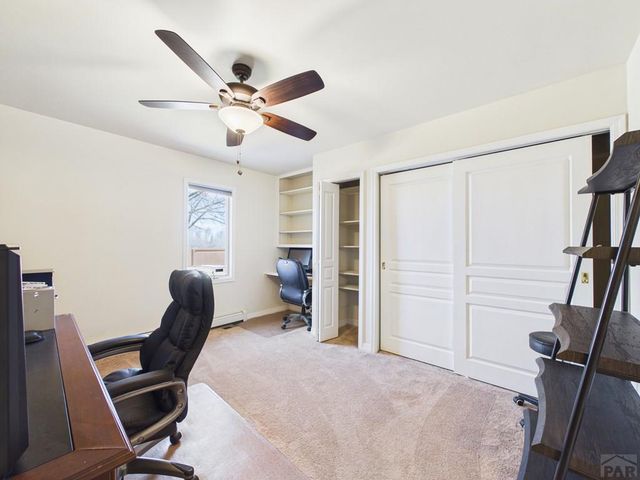 1079 Lynn Dr, Pueblo, CO 81006