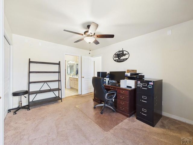 1079 Lynn Dr, Pueblo, CO 81006