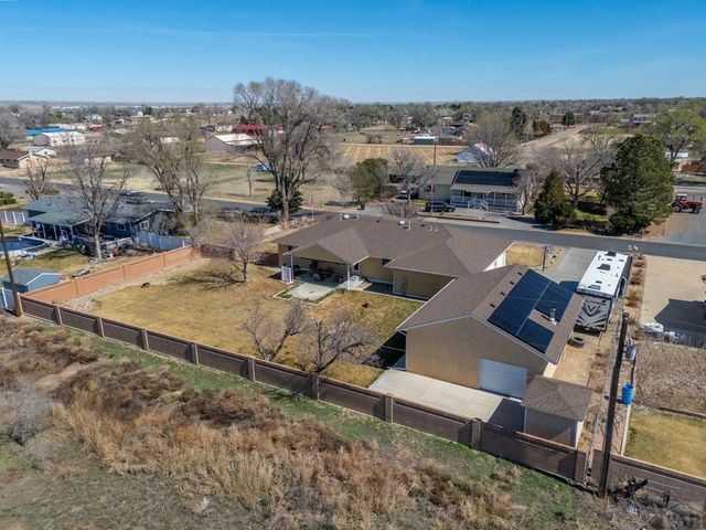 1079 Lynn Dr, Pueblo, CO 81006
