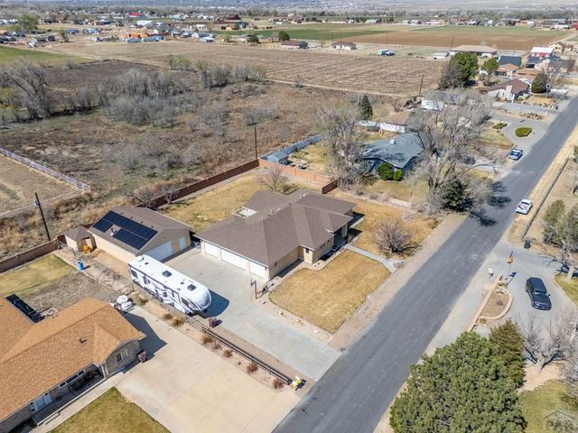 1079 Lynn Dr, Pueblo, CO 81006