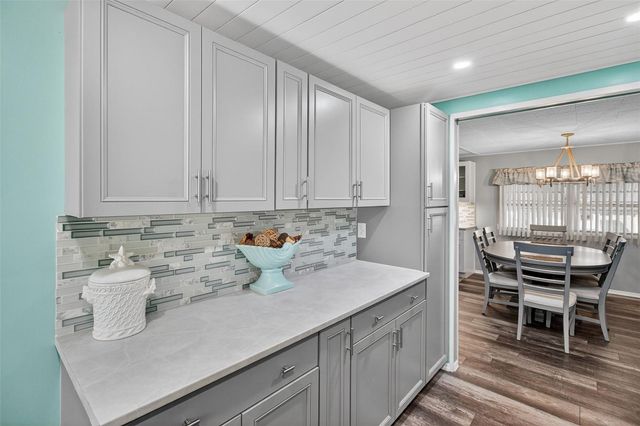 2000 E BAY DRIVE 132, Largo, FL 33771