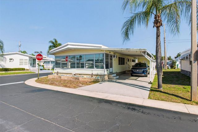 2000 E BAY DRIVE 132, Largo, FL 33771