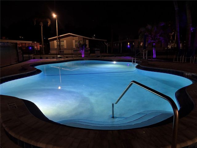 2000 E BAY DRIVE 132, Largo, FL 33771