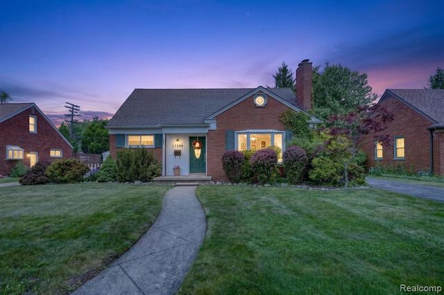 17386 Beverly Road, Beverly Hills, MI 48025