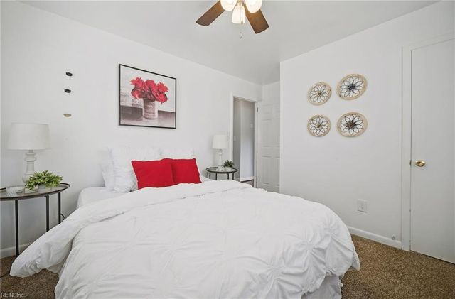 4814 82nd ST, Hampton, VA 23605