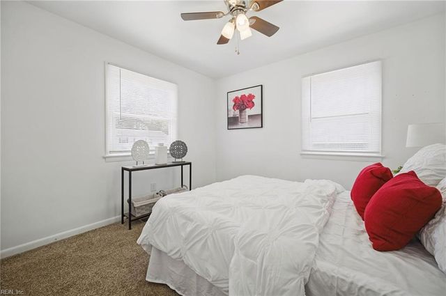 4814 82nd ST, Hampton, VA 23605
