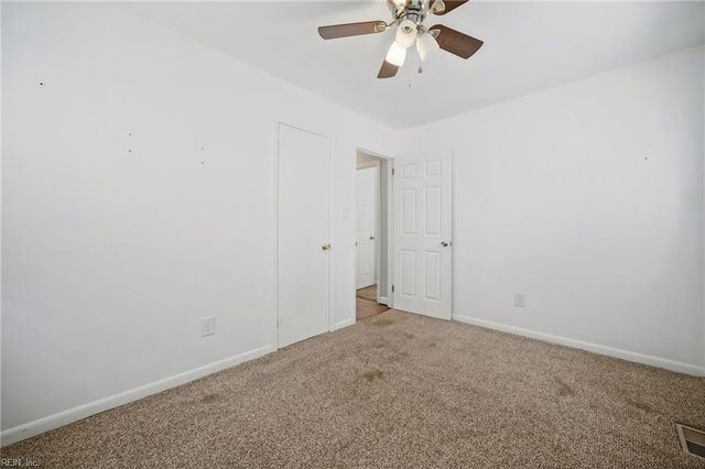 4814 82nd ST, Hampton, VA 23605