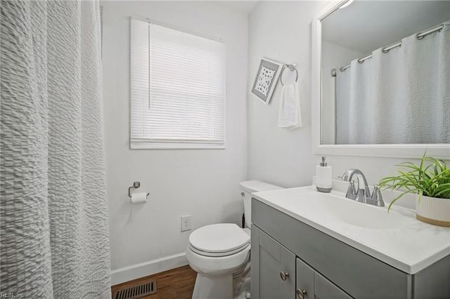 4814 82nd ST, Hampton, VA 23605
