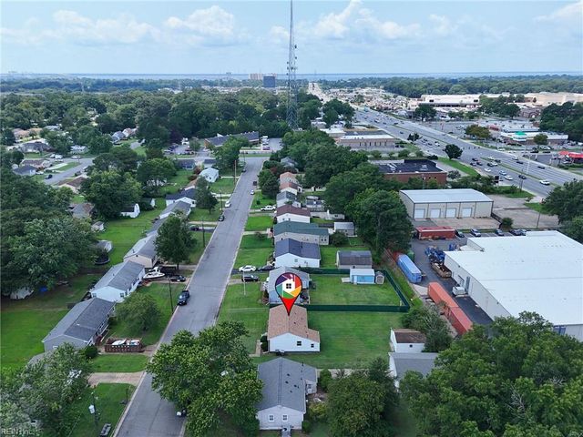 4814 82nd ST, Hampton, VA 23605