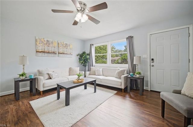 4814 82nd ST, Hampton, VA 23605