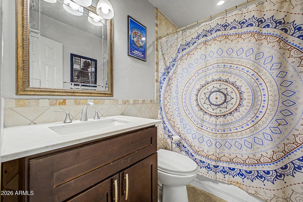 Image 33 of property listing at 13447 N 33RD Street, Phoenix, AZ 85032