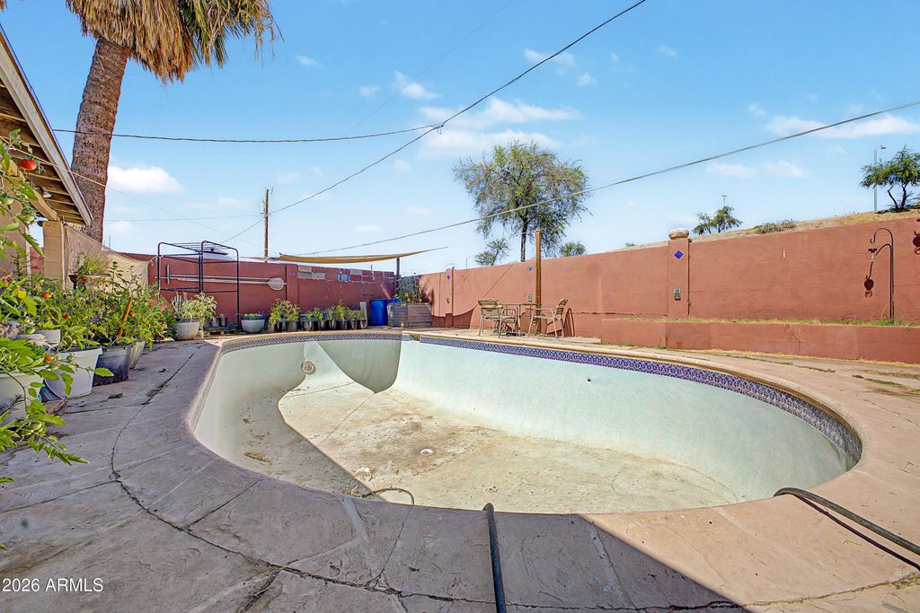 Image 38 of property listing at 13447 N 33RD Street, Phoenix, AZ 85032