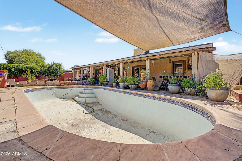 Image 41 of property listing at 13447 N 33RD Street, Phoenix, AZ 85032