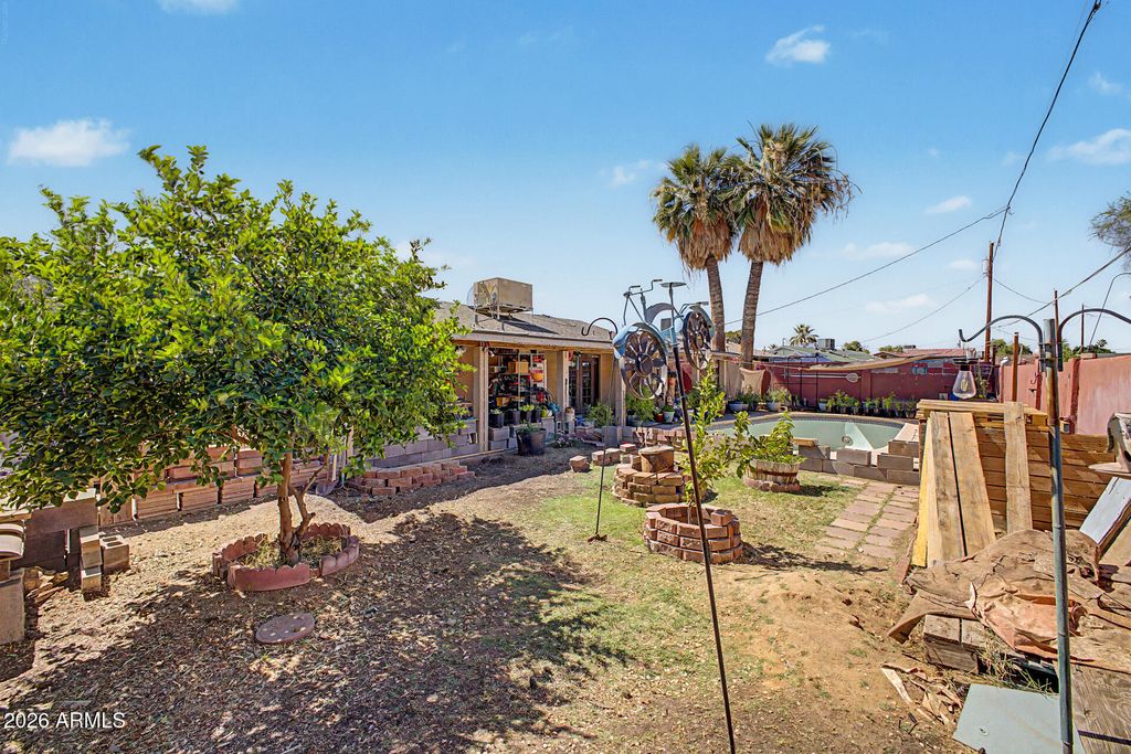 Image 42 of property listing at 13447 N 33RD Street, Phoenix, AZ 85032