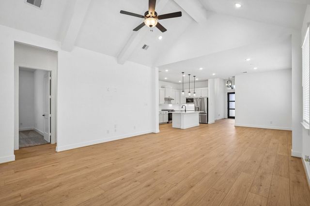 2407 Garden Arbor, Tomball, TX 77375