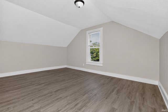 601 Aspenwald, Elkhart, IN 46516