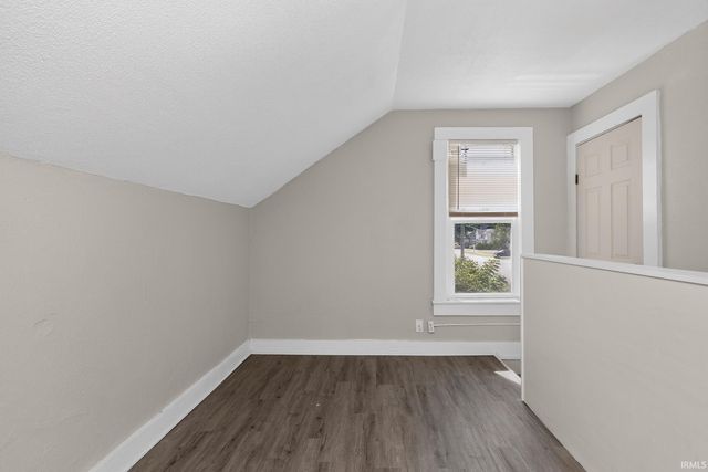 601 Aspenwald, Elkhart, IN 46516