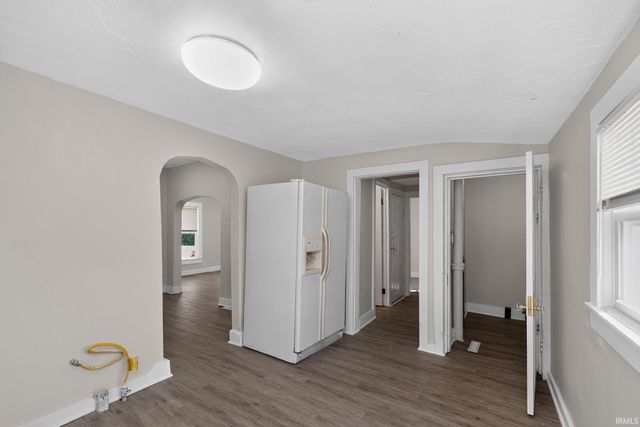 601 Aspenwald, Elkhart, IN 46516