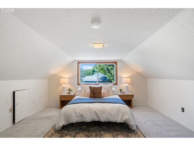 2312 5TH Ave, West Linn, OR 97068