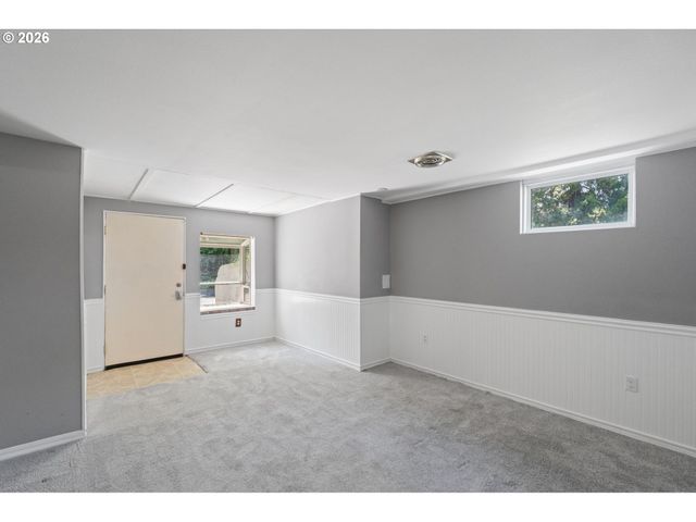 2312 5TH Ave, West Linn, OR 97068