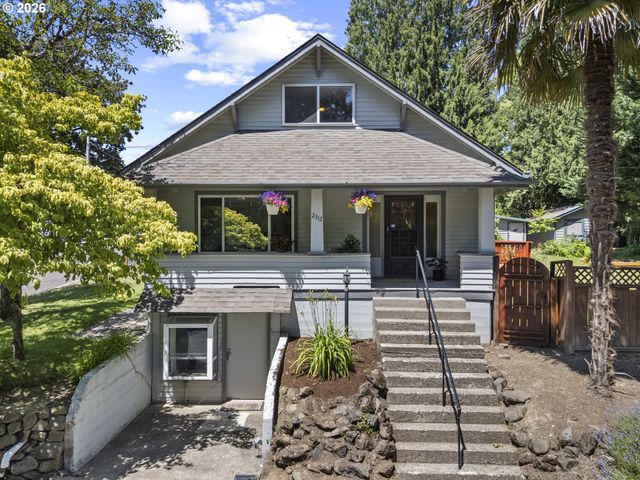 2312 5TH Ave, West Linn, OR 97068