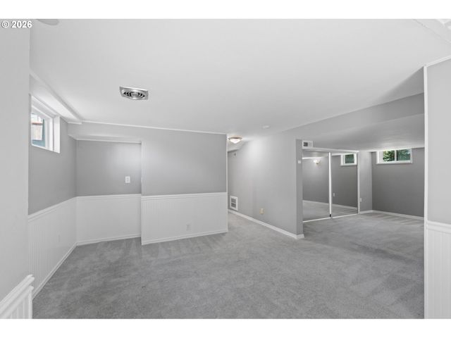 2312 5TH Ave, West Linn, OR 97068