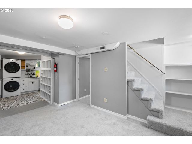 2312 5TH Ave, West Linn, OR 97068