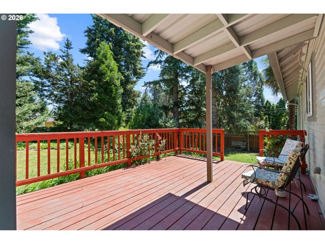 2312 5TH Ave, West Linn, OR 97068