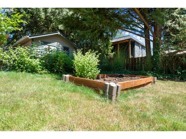 2312 5TH Ave, West Linn, OR 97068