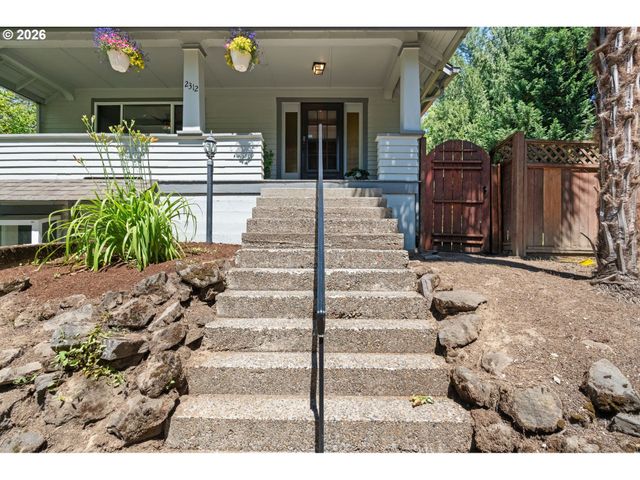 2312 5TH Ave, West Linn, OR 97068