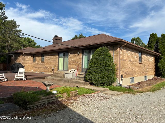2502 Holly Ln, La Grange, KY 40031