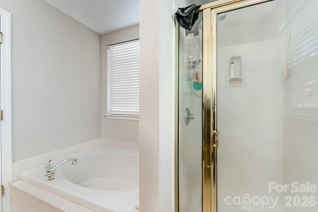 9824 Dauphine Drive, Charlotte, NC 28216