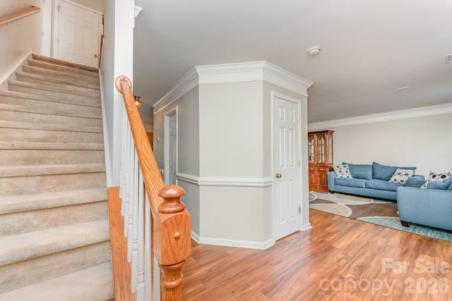 9824 Dauphine Drive, Charlotte, NC 28216