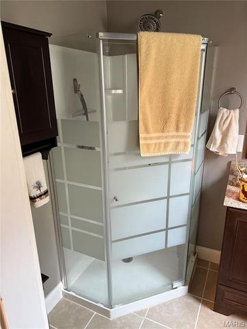 1638 Jersey Street, Alton, IL 62002