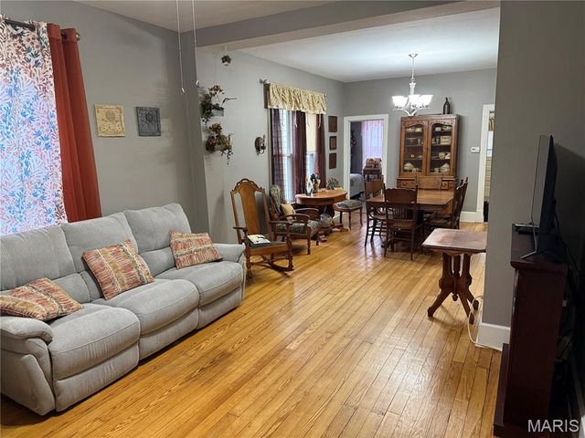 1638 Jersey Street, Alton, IL 62002