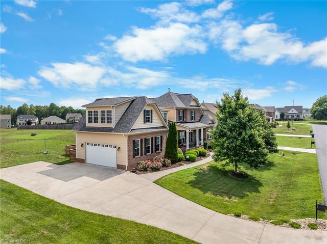 2905 Bishopsgate Way, Browns Summit, NC 27214