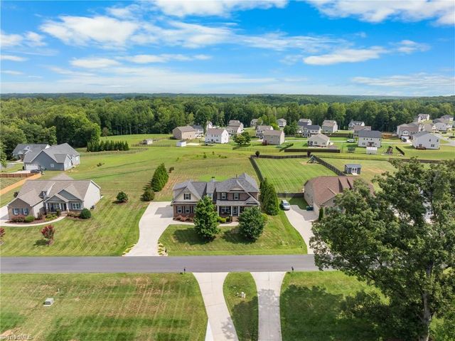 2905 Bishopsgate Way, Browns Summit, NC 27214
