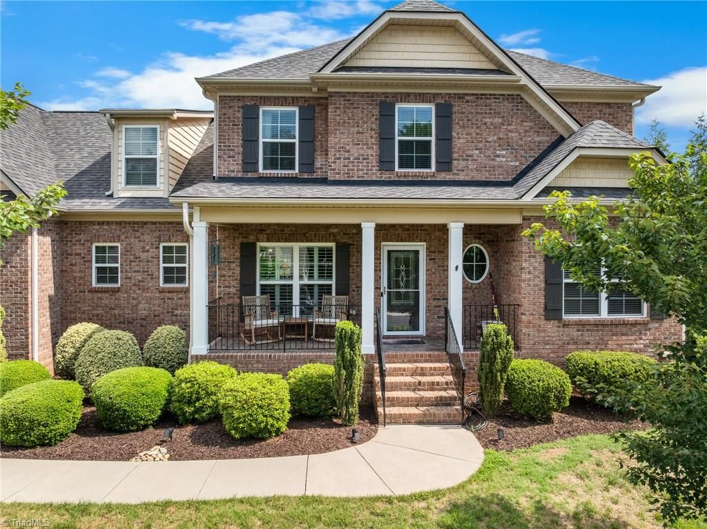 2905 Bishopsgate Way, Browns Summit, NC 27214