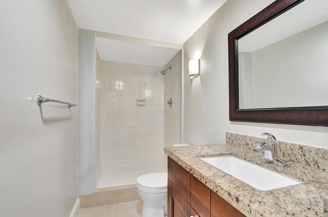 450 NW 20th Street 2020, Boca Raton, FL 33431