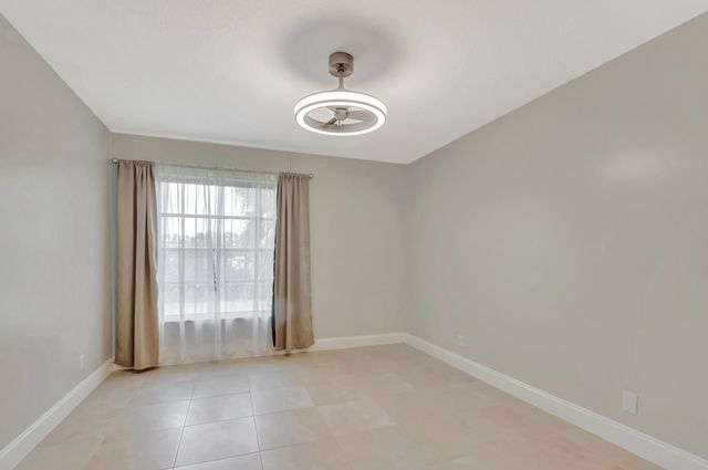 450 NW 20th Street 2020, Boca Raton, FL 33431
