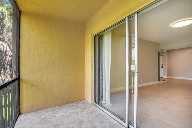 450 NW 20th Street 2020, Boca Raton, FL 33431