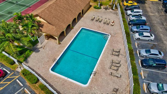 450 NW 20th Street 2020, Boca Raton, FL 33431