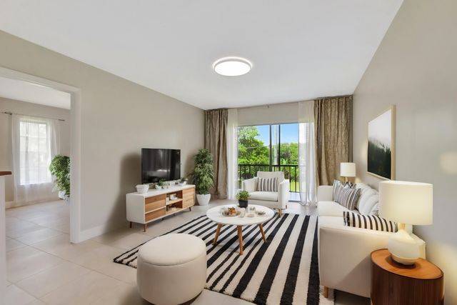450 NW 20th Street 2020, Boca Raton, FL 33431