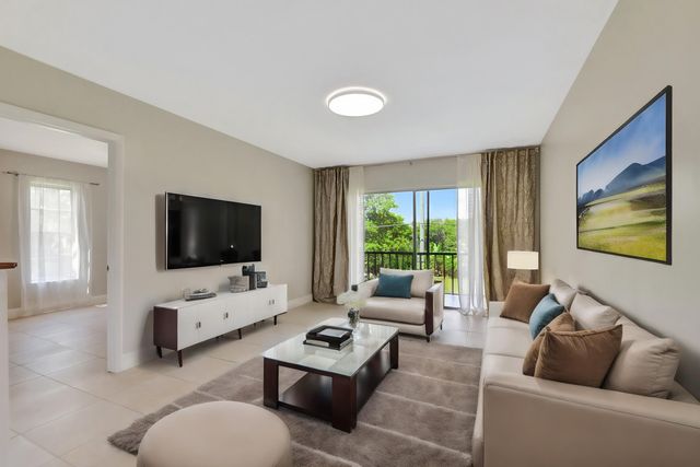 450 NW 20th Street 2020, Boca Raton, FL 33431