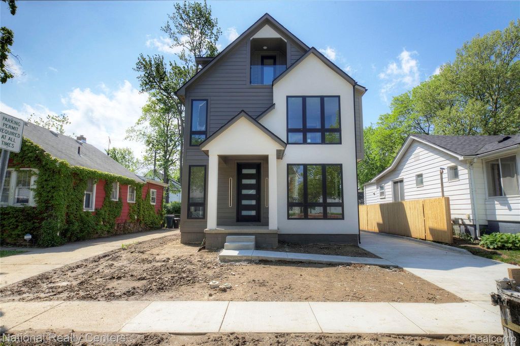 1292 Holland Street, Birmingham, MI 48009